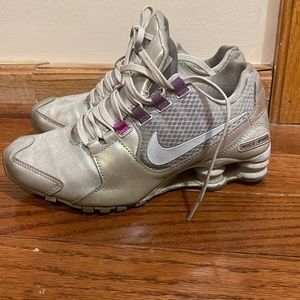 6.5 rare Nike shox